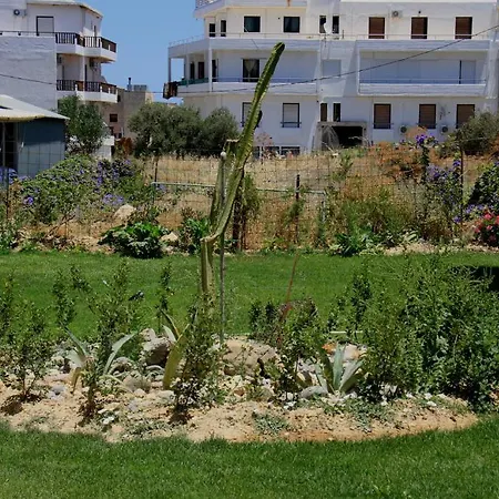 Minas Hersonissos (Crete)