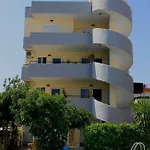 Minas Hersonissos (Crete)