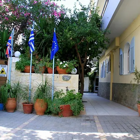 Minas Lägenhetshotell Hersonissos (Crete)