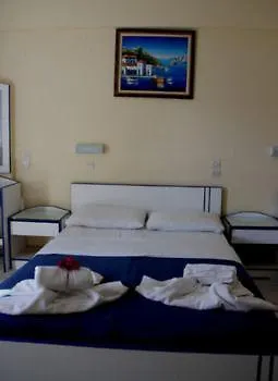 Minas Hersonissos (Crete)