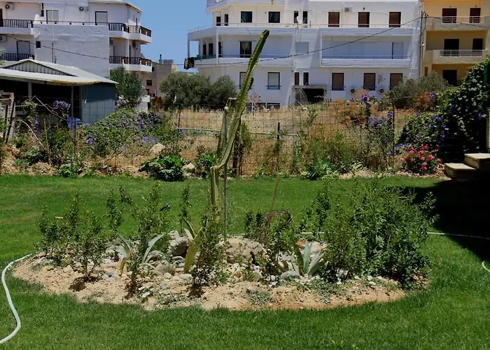 Minas Hersonissos (Crete)